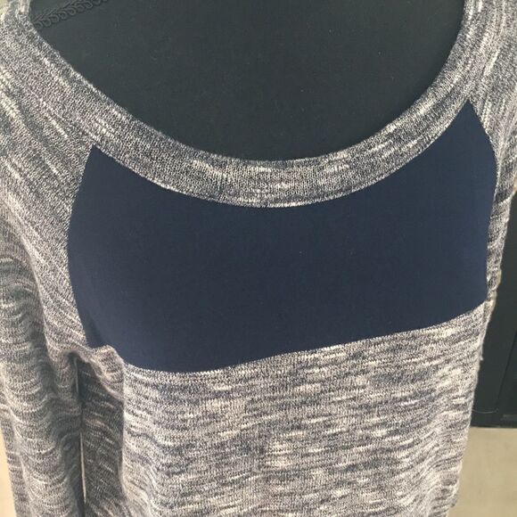 Colette, Blue Block Burnout Top, 3/4 Sleeve, Medium - Picture 2 of 9